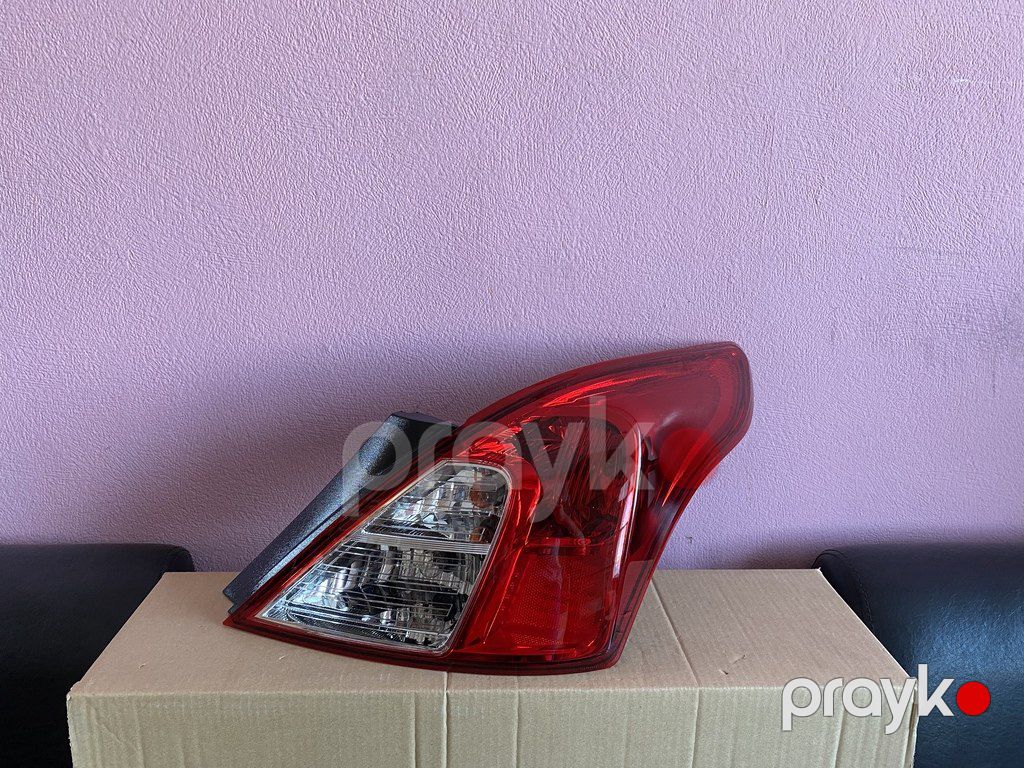 "Nissan Sunny 2012" stop işığı — Ehtiyat hissələri və aksesuarlar, Bakı (2)