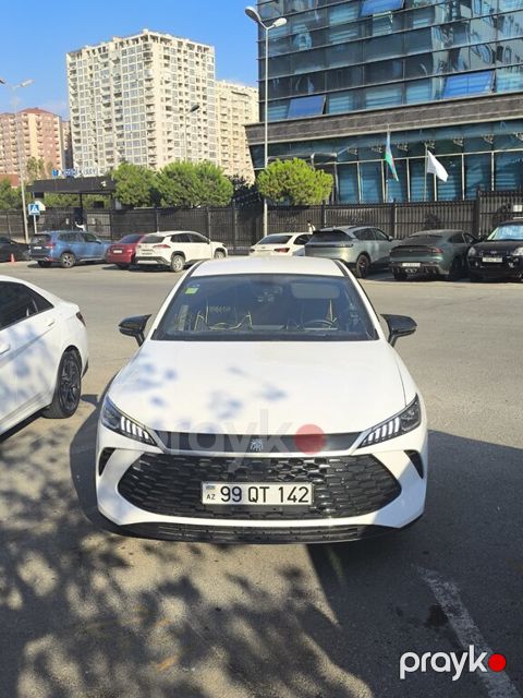 BYD Qin Plus, 1.5 L, 15.9 kWh, 2025 il, 23 800 km — Bakı