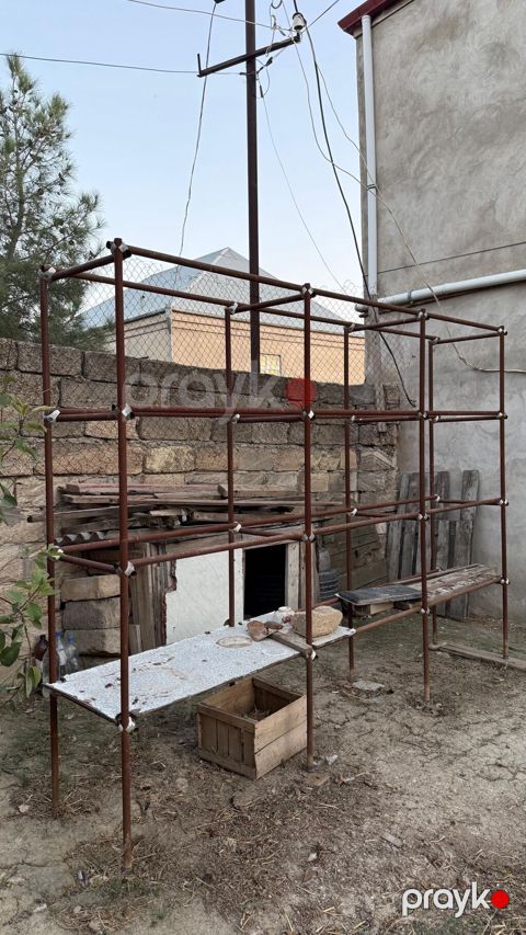 Metal, Dizayn, proyekt mövcud deyil, Zəmanətsiz, Kredit yoxdur, Ünvandan götürmə — Xırdalan
