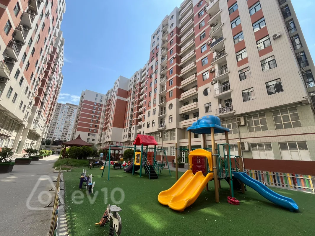4 otaqlı mənzil, 163 m², Ənvər Hüseyinov küçəsi — Bakı