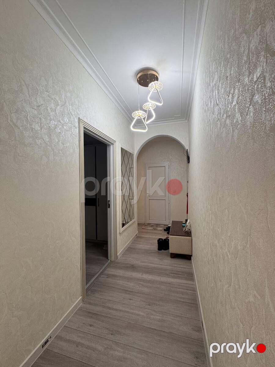 Satılır 2 otaqlı köhnə tikili 60 m² — Mənzil, Bakı (8)