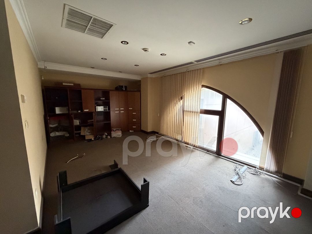 Satılır obyekt 227 m² — Əmlak, Bakı (8)