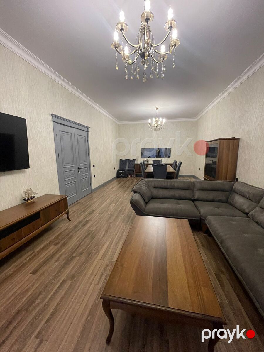 Villa, Badamdar qəs — Ev, villa, Bakı (6)