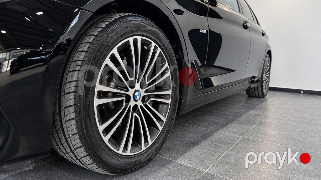 BMW 530, 2.0 L, 2017 il, 200 000 km — Avtomobillər, Bakı (6)