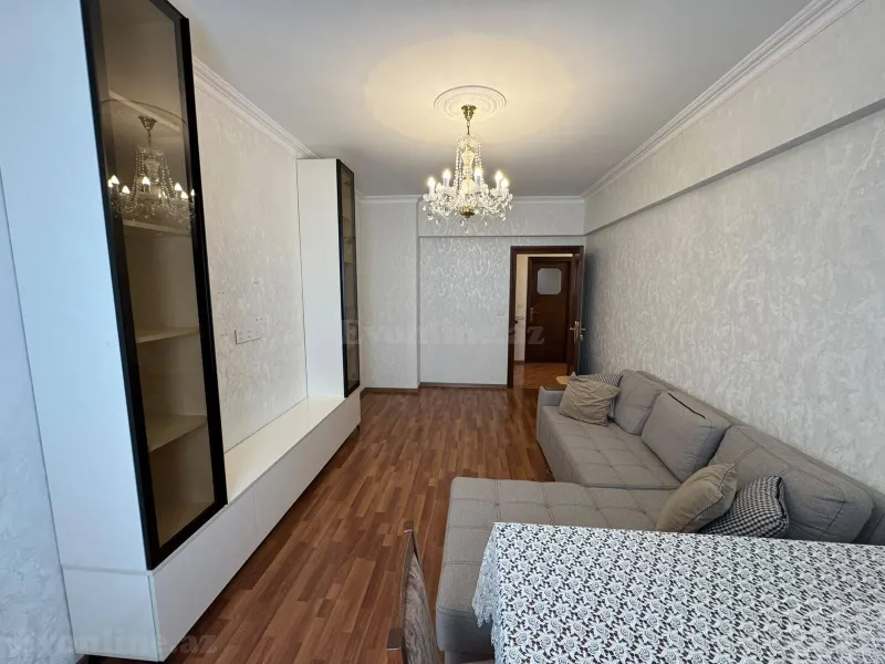 Satılır 3 otaqlı Mənzil Köhnə tikili 80 m² Bakı, Yasamal r., İnşaatçılar m — Mənzil, Bakı (2)