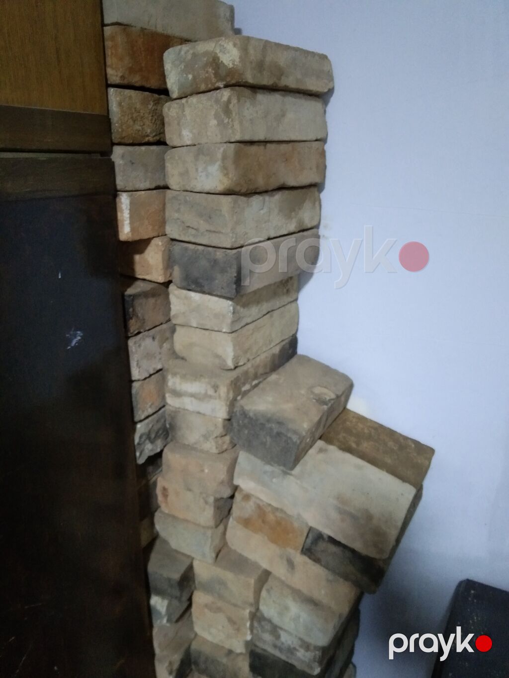 Sovetin kerpici, yaxsi veziyyetdedir, islenmis. 200ədəd var adres — Tikinti blokları, kərpic və panellər, Bakı (3)