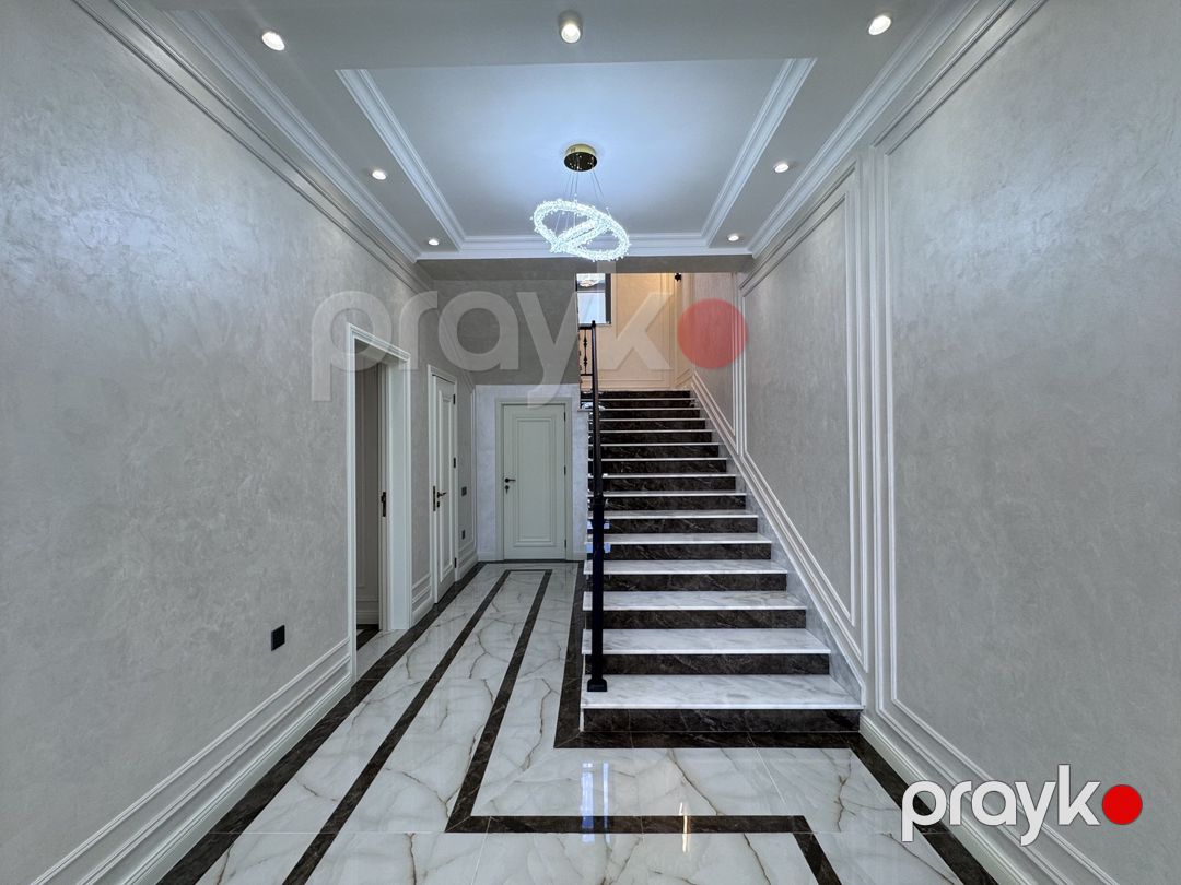 Satılır 4 otaqlı həyət evi/bağ evi 250 m² — Ev, villa, Bakı (11)