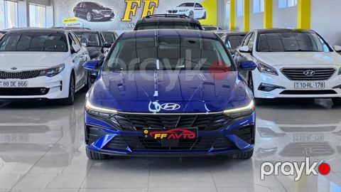 Hyundai Elantra, 2.0 L, 2025 il, 13 000 km — Bakı