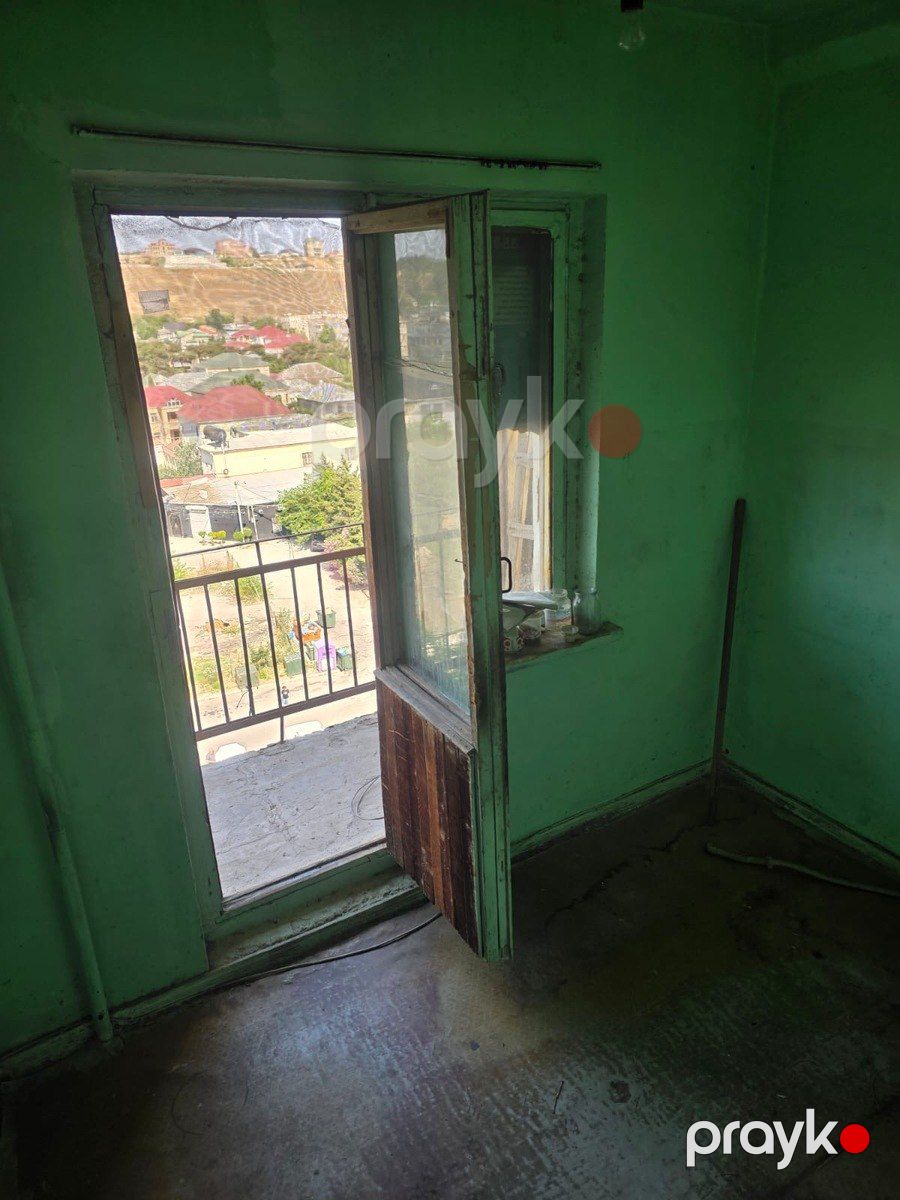 Satılır 4 otaqlı köhnə tikili 87 m² — Mənzil, Bakı (11)