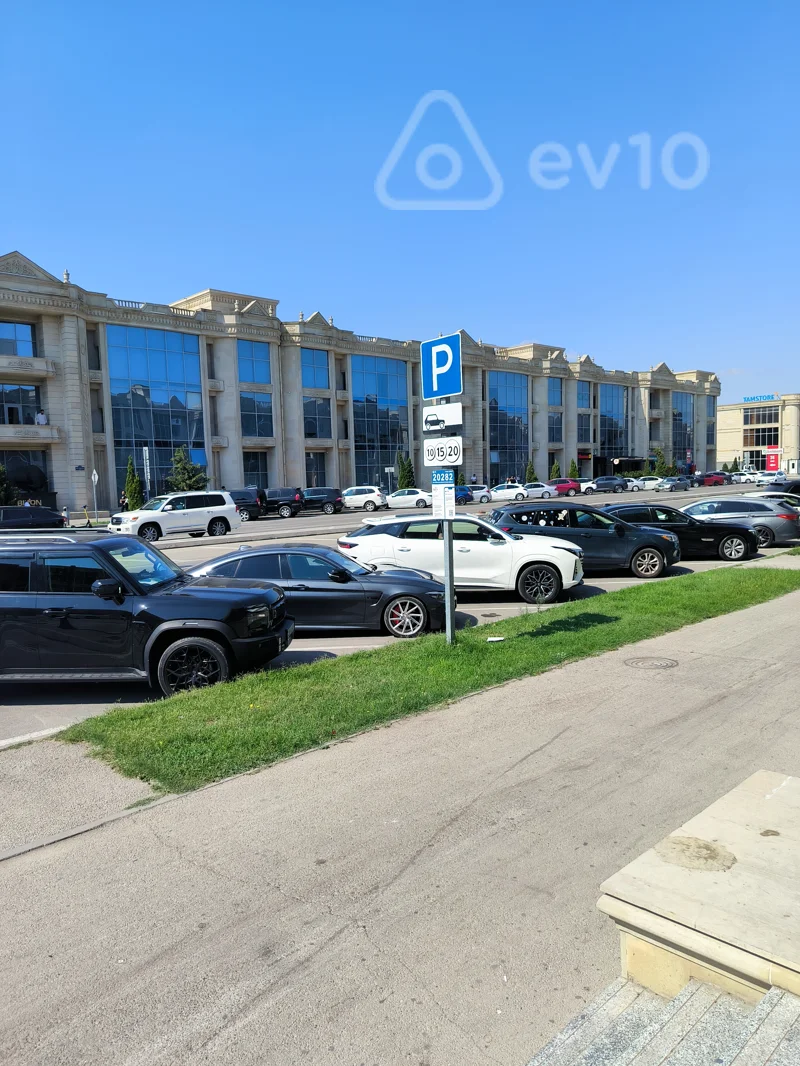 Obyekt, 160 m², Aşıq Molla Cuma 46b — kirayə — Bakı