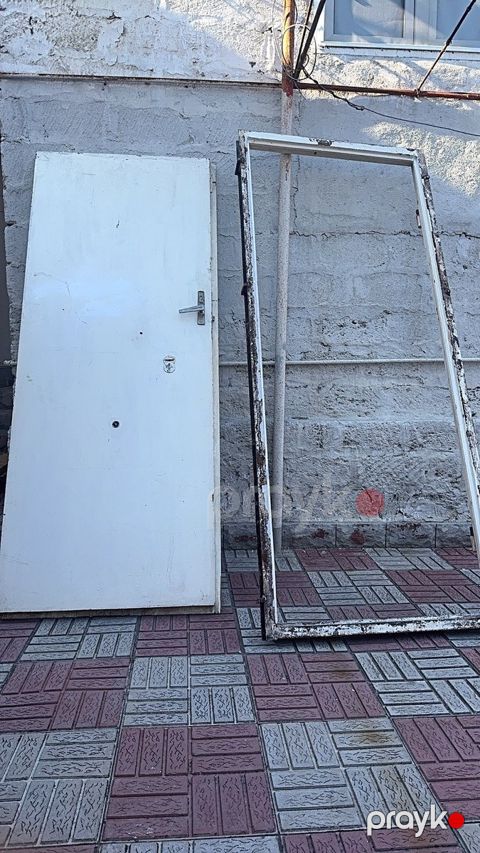 Dəmir qapı — Bakı