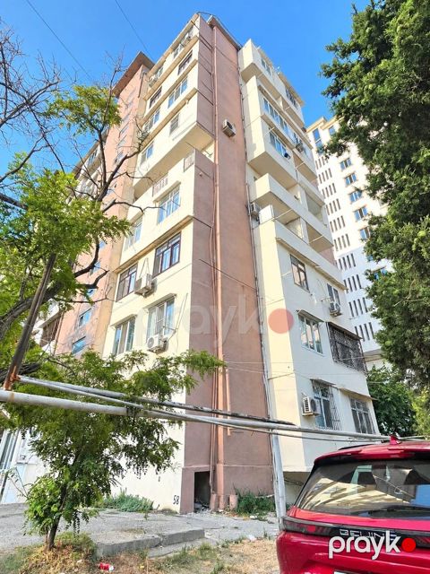 Satılır 2 otaqlı köhnə tikili 40 m² — Bakı