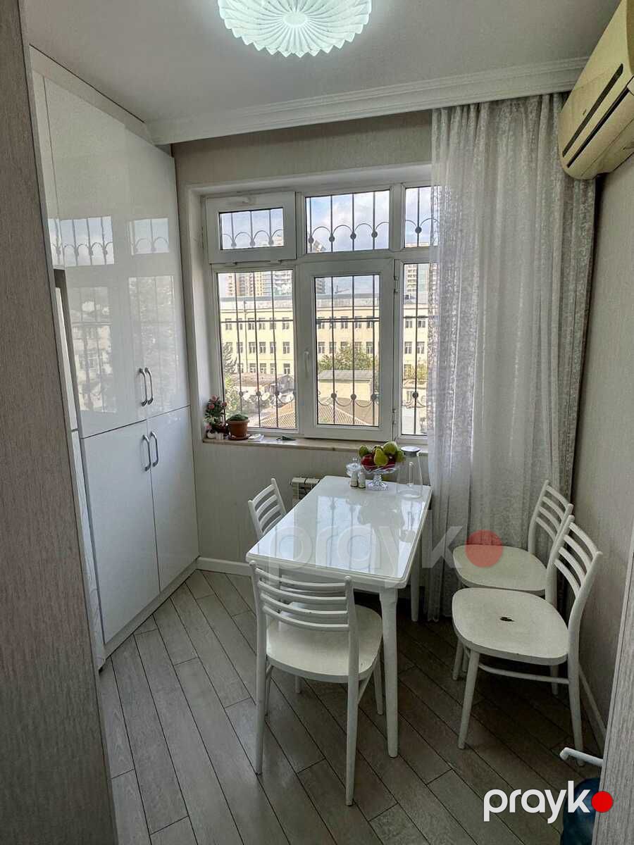 Satılır 3 otaqlı köhnə tikili 80 m² — Mənzil, Bakı (10)
