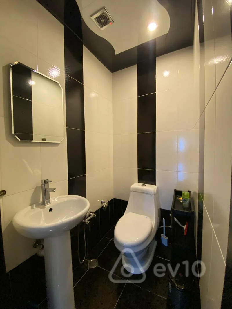 3 otaqlı mənzil, 110 m², Bakı şəhəri, Təbriz küçəsi — kirayə — Mənzil, Bakı (11)