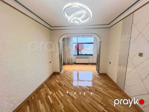 Satılır 2 otaqlı köhnə tikili 70 m² — Bakı