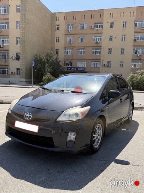 Toyota Prius, 1.8 L, 1.3 kWh, 2010 il, 284 000 km — Bakı
