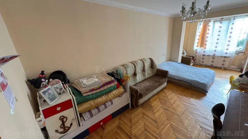 Satılır 2 otaqlı Mənzil Köhnə tikili 60 m² Bakı, Nizami r., Xalqlar Dostluğu m — Bakı