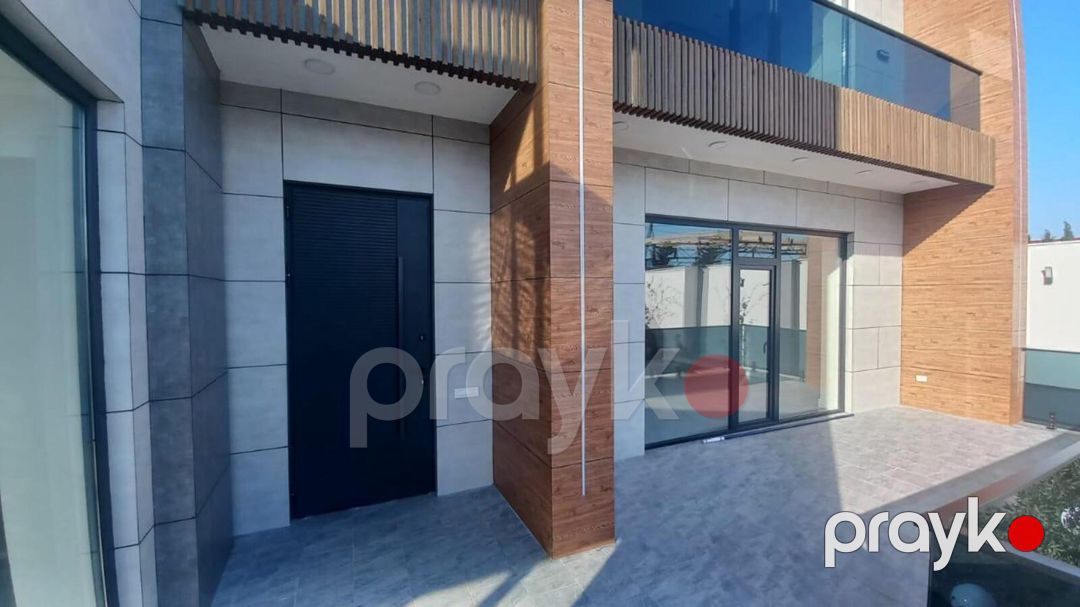 Satılır 4 otaqlı həyət evi/bağ evi 250 m² — Ev, villa, Bakı (7)