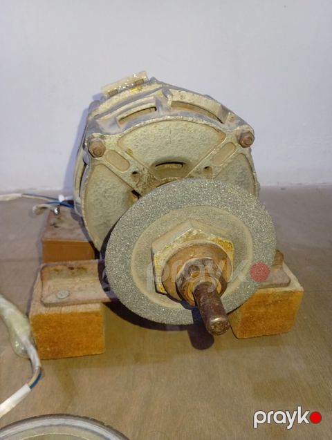 Ötürücülü daşlama aparatı (öz düzüm) - Elektrik mühərriki əsasında — Digah