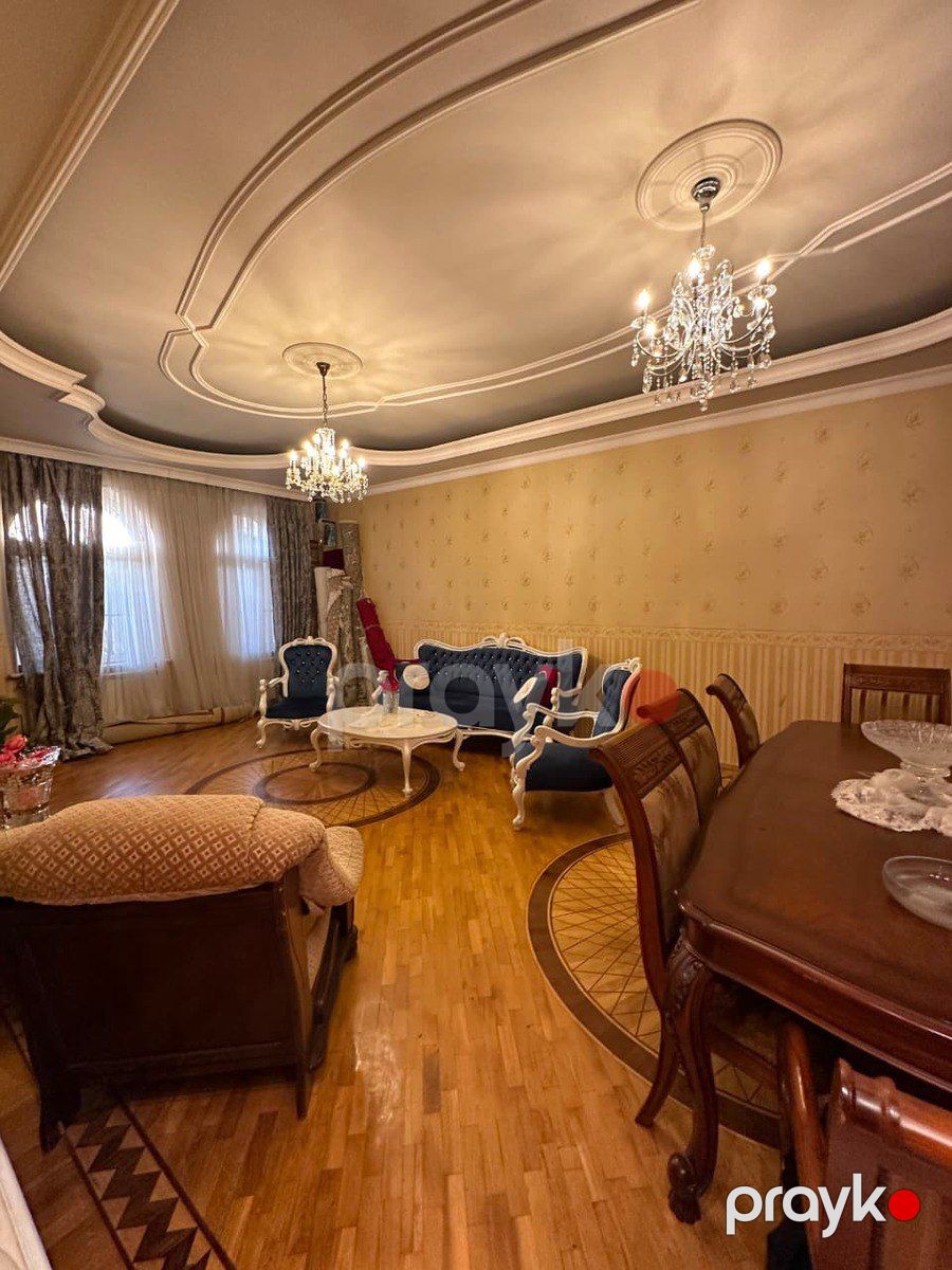 Satılır 6 otaqlı həyət evi/bağ evi 360 m² — Ev, villa, Bakı (5)