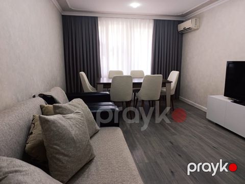 Satılır 3 otaqlı köhnə tikili 75 m² — Bakı