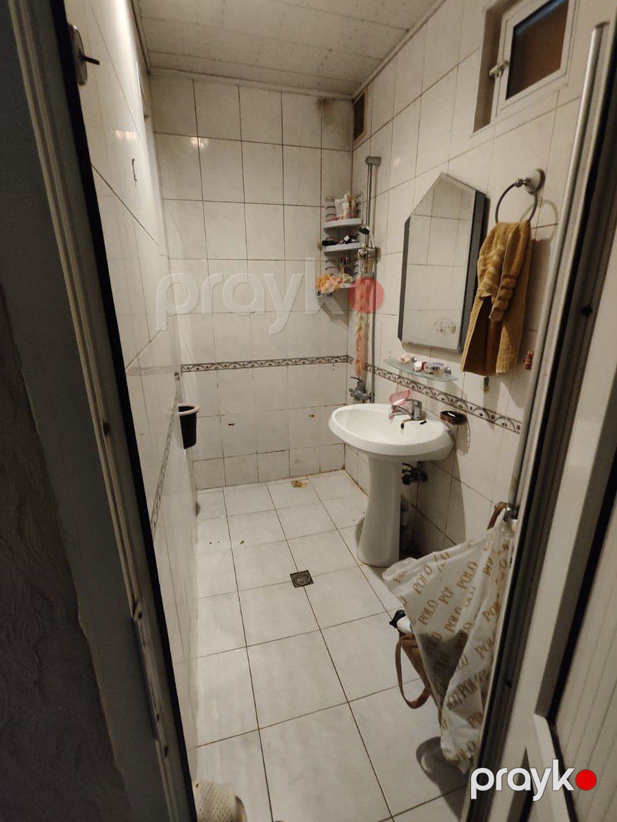 Satılır 4 otaqlı köhnə tikili 105 m² — Mənzil, Bakı (6)