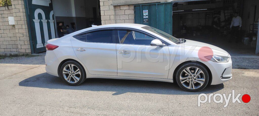 Hyundai Avante, 1.6 L, 2016 il, 255 556 km — Avtomobillər, Ağcabədi (11)