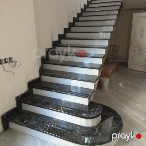 Her nov pillekenlerin mermerqranitle — Bakı