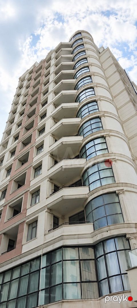 Satılır 5 otaqlı yeni tikili 218 m² — Bakı
