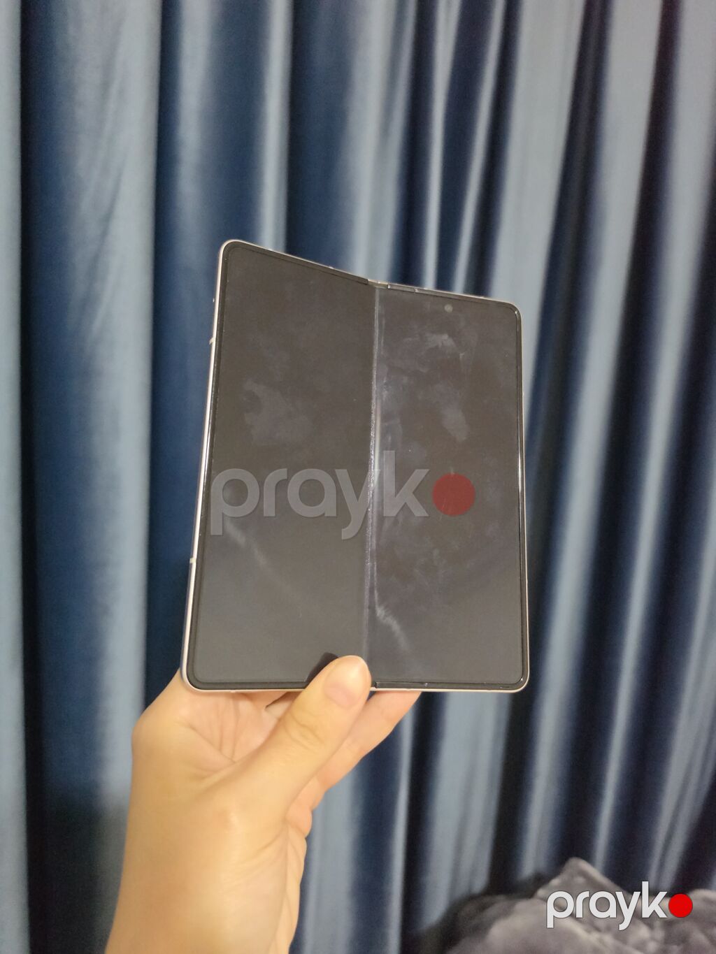 Samsung Galaxy Z Flip 3 5G, rəng - Qızılı, Barmaq izi — Samsung, Digah (3)