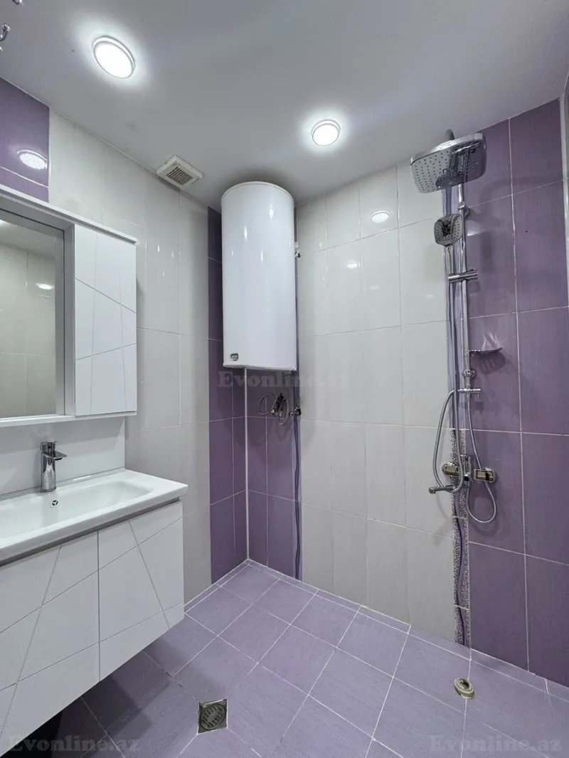 Satılır 2 otaqlı Mənzil Köhnə tikili 65 m² Bakı, Xətai r — Mənzil, Bakı (8)