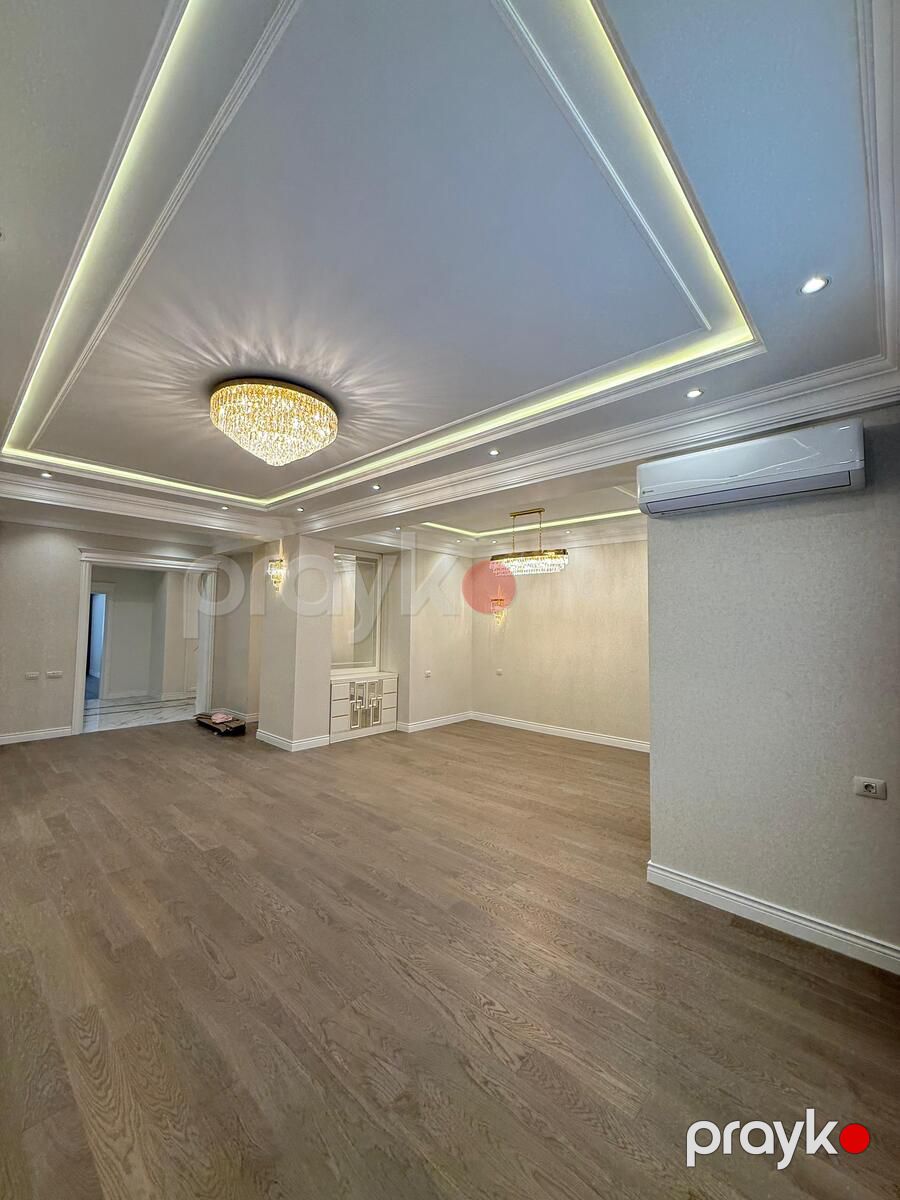 Satılır 4 otaqlı yeni tikili 206 m² — Mənzil, Bakı (7)