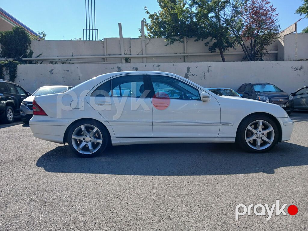 Mercedes-Benz C 230: 2.3 l 2005 il Sedan — Avtomobillər, Bakı (9)