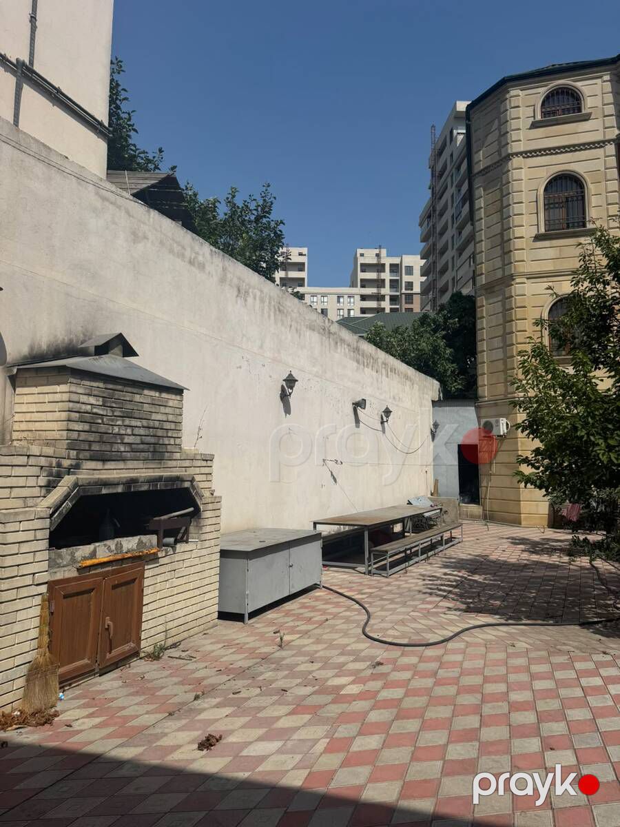 Satılır 8 otaqlı həyət evi/bağ evi 450 m² — Ev, villa, Bakı (4)