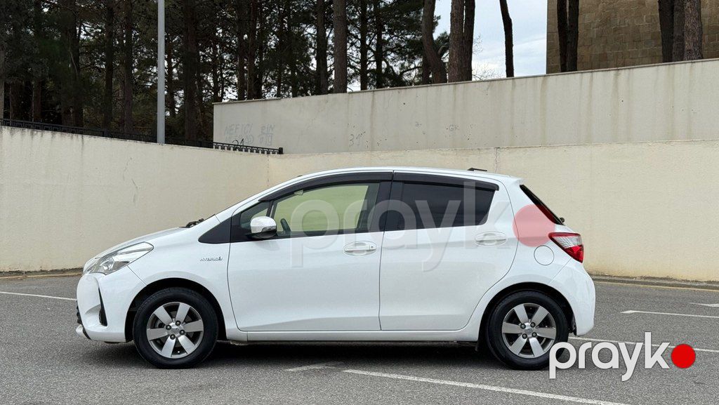 Toyota Vitz, 1.5 L, 0.9 kWh, 2017 il, 230 000 km — Avtomobillər, Sumqayıt (3)