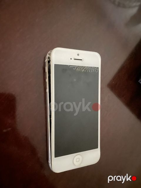 IPhone 5, Ağ, Qırıq — Bakı
