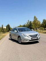 Hyundai Sonata, 2.0 L, 2012 il, 310 000 km — Автомобили