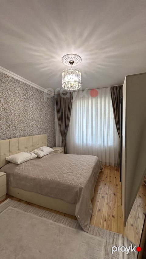 Satılır 3 otaqlı köhnə tikili 64 m² — Bakı