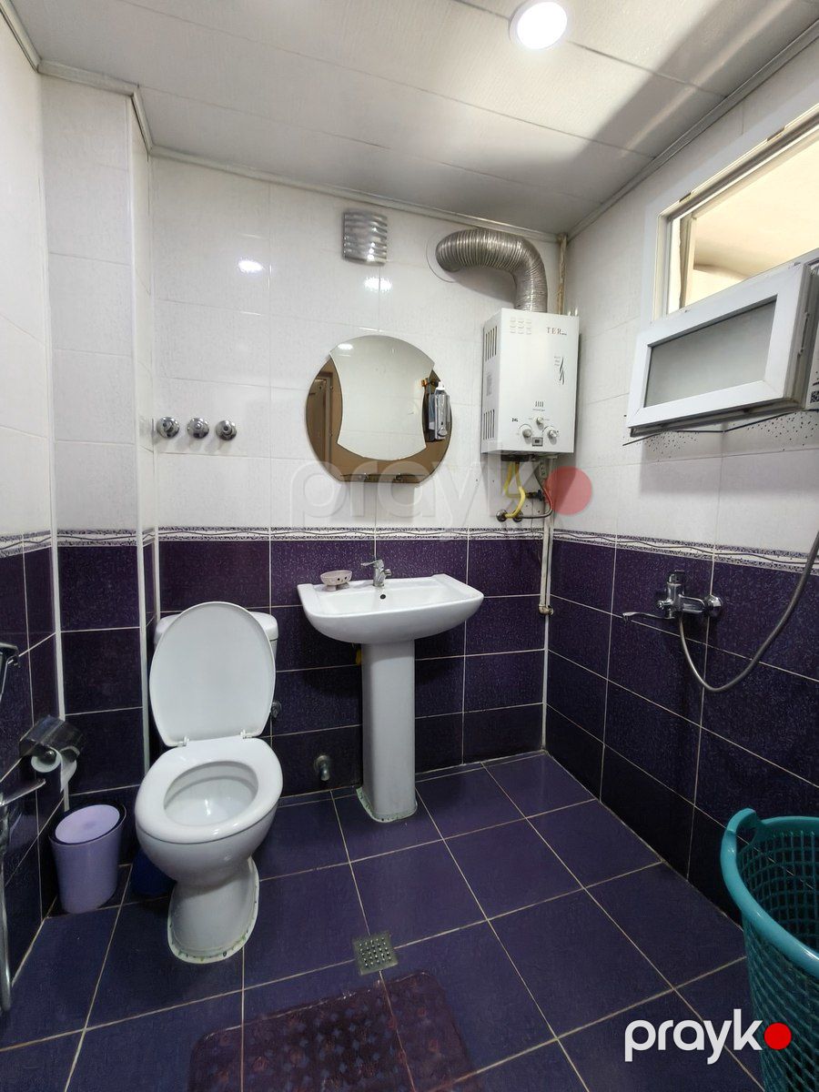 Satılır 2 otaqlı köhnə tikili 50 m² — Mənzil, Bakı (11)