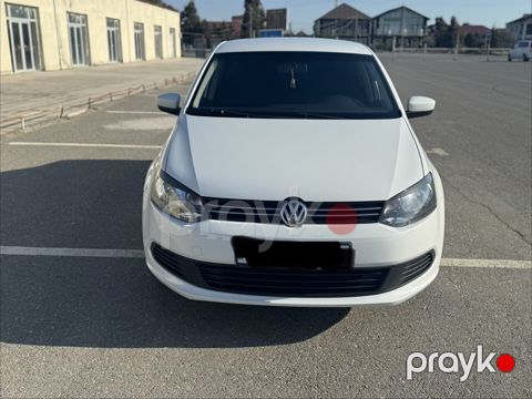 Volkswagen Polo, 1.6 L, 2015 il, 145 000 km — Bakı