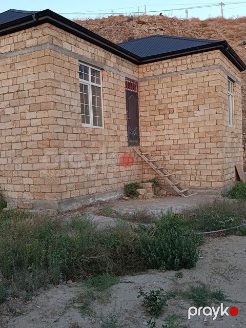 Satılır 3 otaqlı həyət evi/bağ evi 100 m² — Bakı