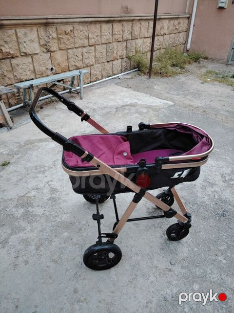 Uşaq arabası — Bakı