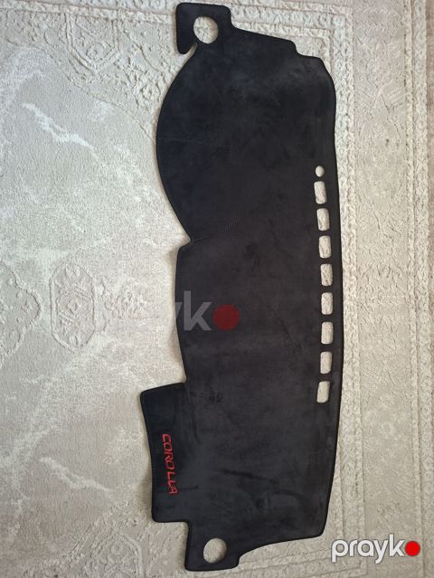 Toyota Corolla üçün panel örtüyü (dashboard mat) - Model uyğunluğu — Sumqayıt