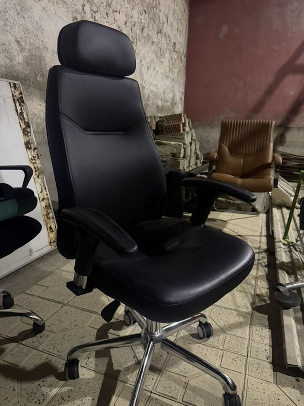 Ofis kresloları – 2 model — Ofis mebeli, Bakı