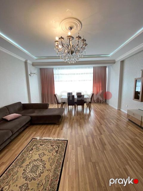 Satılır 3 otaqlı yeni tikili 150 m² — Bakı