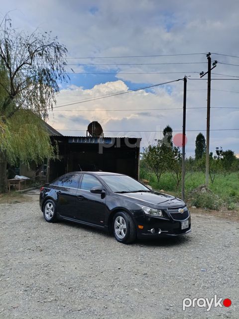 Chevrolet Cruze: 1.4 l 2014 il 1460000 km Sedan
