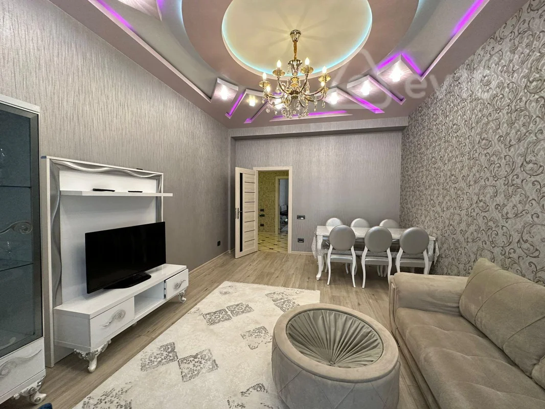 2 otaqlı mənzil, 95 m², Ağ Şəhər Bulvarı — kirayə — Bakı