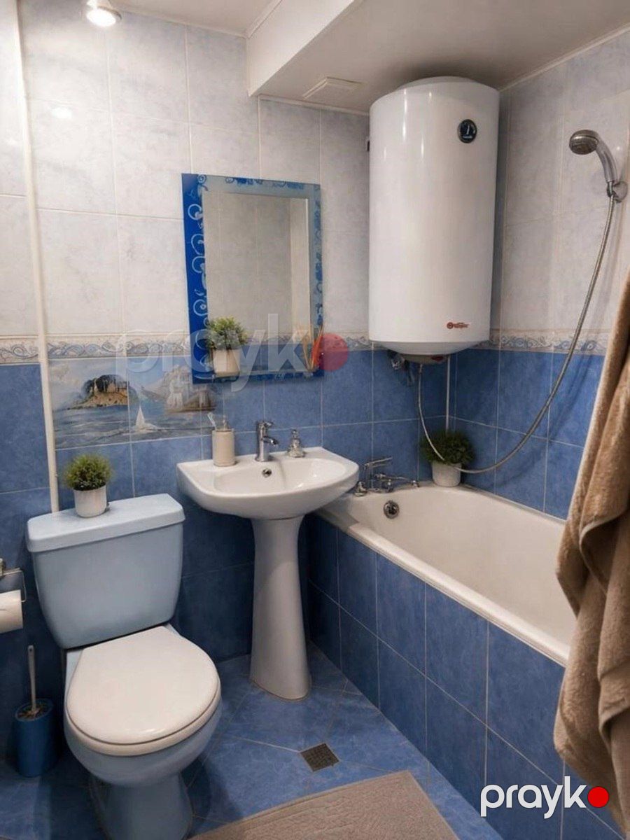 Satılır 2 otaqlı köhnə tikili 50 m² — Mənzil, Bakı (7)