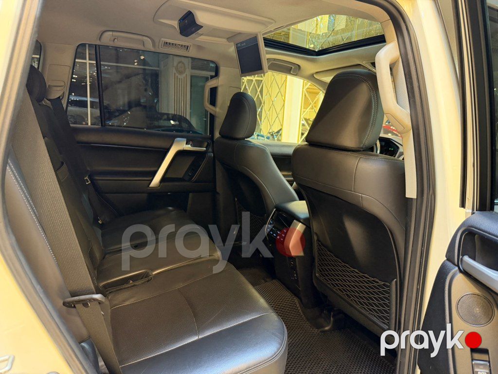 Toyota Land Cruiser Prado, 3.0 L, 2018 il, 146 000 km — Avtomobillər, Bakı (12)