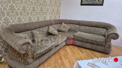 Künc divan satilir Acilir yataq olur Qiymət 300 azn Ünvan Yasamal — Bakı